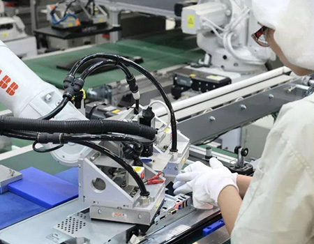 凡誠機器人集成應用:3C裝配